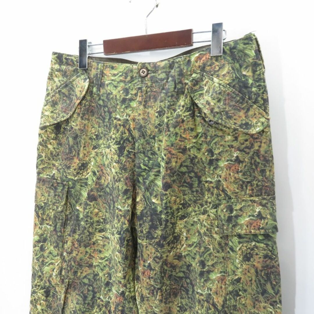 nitraid(ナイトレイド)のNITRAID DOPE FOREST CARGO PANTS メンズのパンツ(ワークパンツ/カーゴパンツ)の商品写真