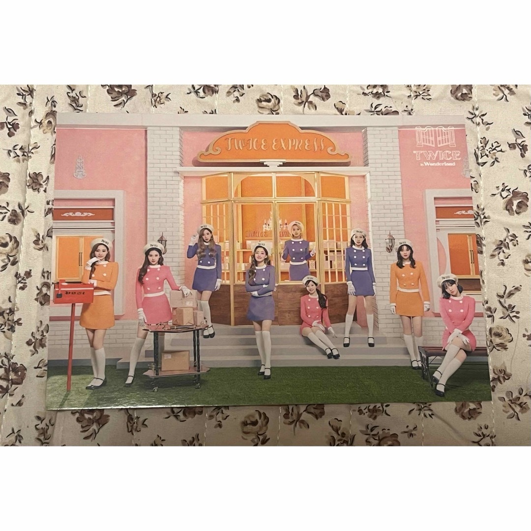 TWICE(トゥワイス)のTwice オール　ラントレ　2枚 エンタメ/ホビーのCD(K-POP/アジア)の商品写真