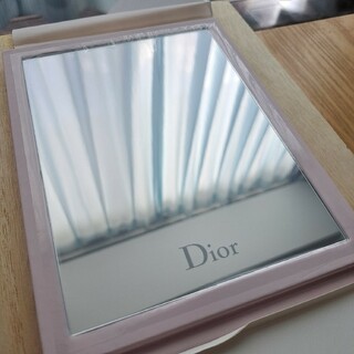 ディオール(Dior)のDiorディオール折りたたみ卓上鏡(ミラー)