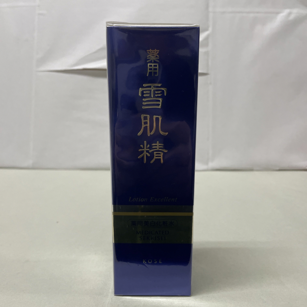 雪肌精(セッキセイ)の薬用雪肌精 ローションEX 200ml コスメ/美容のスキンケア/基礎化粧品(化粧水/ローション)の商品写真