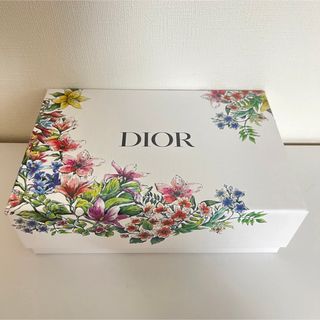 クリスチャンディオール(Christian Dior)のディオール　ギフトボックス　花柄　横長　空箱(ラッピング/包装)