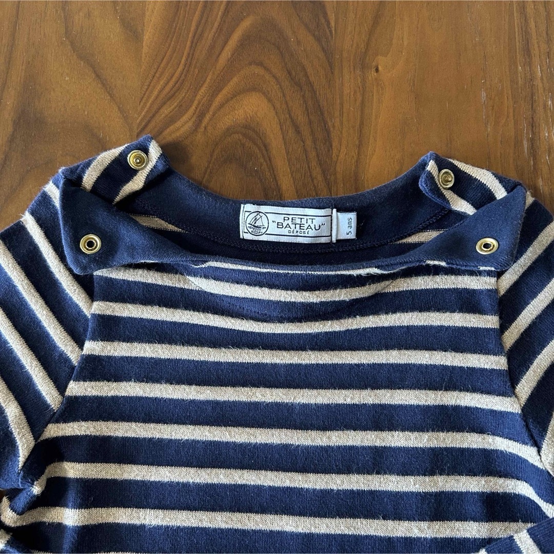 PETIT BATEAU(プチバトー)のPETIT BATEAU ラメボーダーカットソー　5ans/110cm キッズ/ベビー/マタニティのキッズ服女の子用(90cm~)(Tシャツ/カットソー)の商品写真