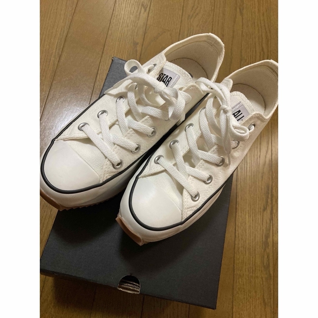 ALL STAR（CONVERSE）(オールスター)のALL STAR CHUNKYBOAT OX ホワイト 3.5 22.5cm箱付 レディースの靴/シューズ(スニーカー)の商品写真