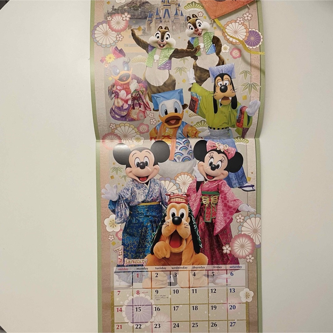 Disney(ディズニー)の2024ディズニーカレンダー ファンダフルメンバー インテリア/住まい/日用品の文房具(カレンダー/スケジュール)の商品写真
