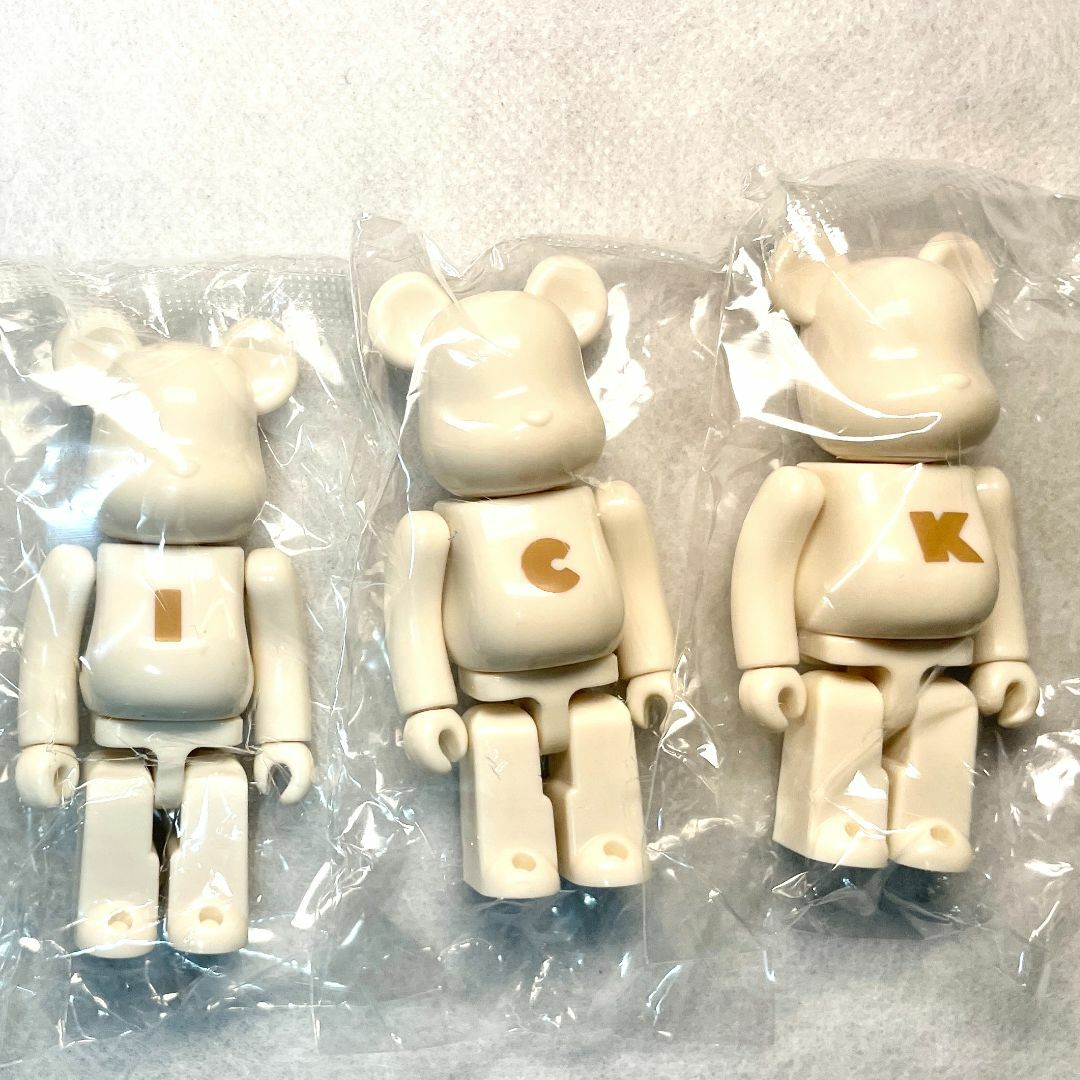 BE@RBRICK(ベアブリック)の【未開封】BASIC コンプ9体セット BE@RBRICK series 47 エンタメ/ホビーのフィギュア(その他)の商品写真