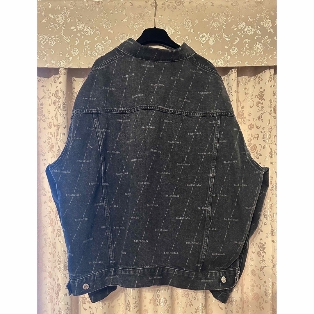 BALENCIAGA - バレンシアガ デニムジャケット アウター ブラック BALENCIAGA - バレンシアガ デニムジャケット アウター ブラック