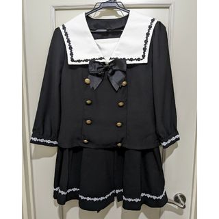 BODYLINE　ボディライン　黒　白　襟　セーラー服風　上下　セットアップ