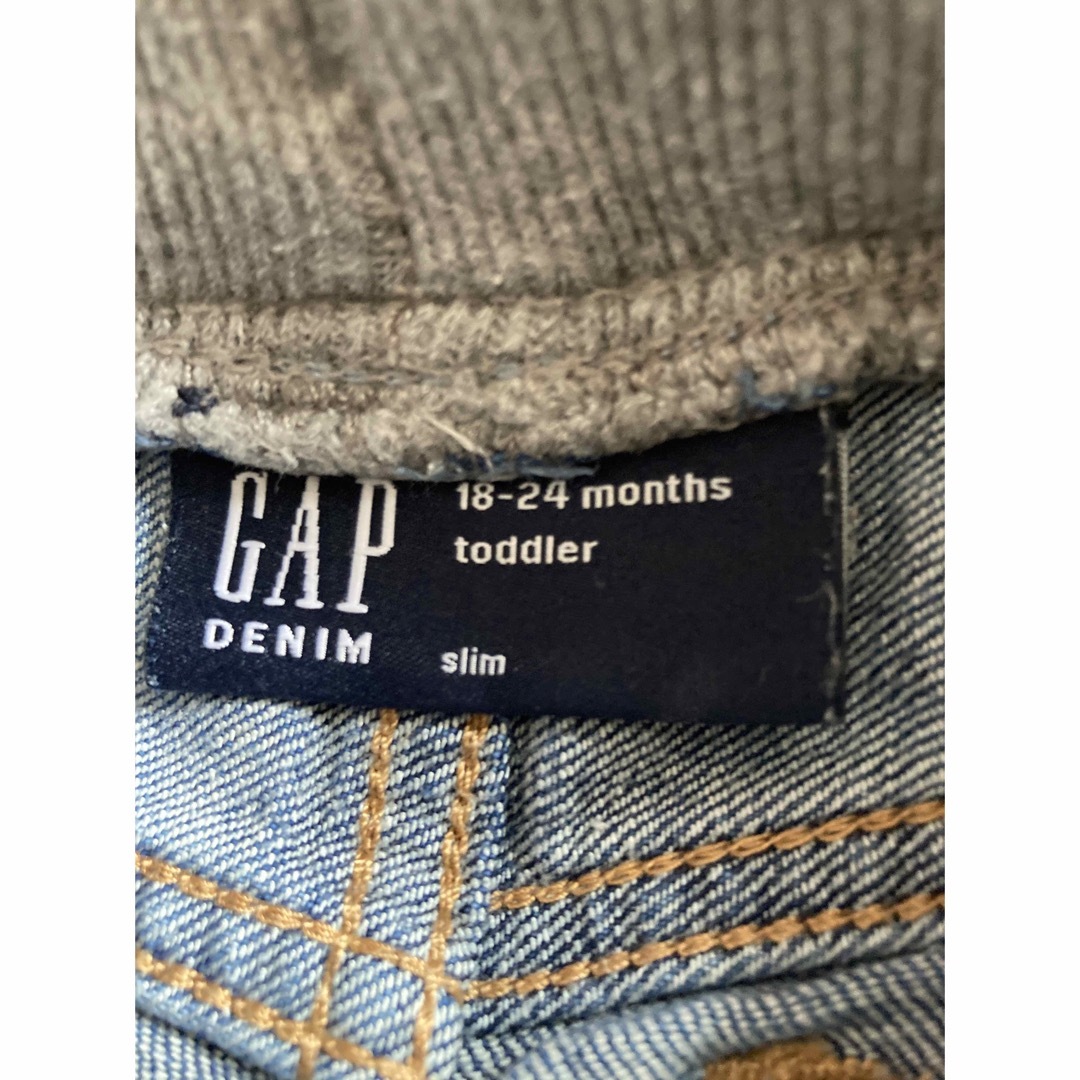 GAP(ギャップ)のGap キッズデニム　ジーパン　パンツ キッズ/ベビー/マタニティのベビー服(~85cm)(パンツ)の商品写真