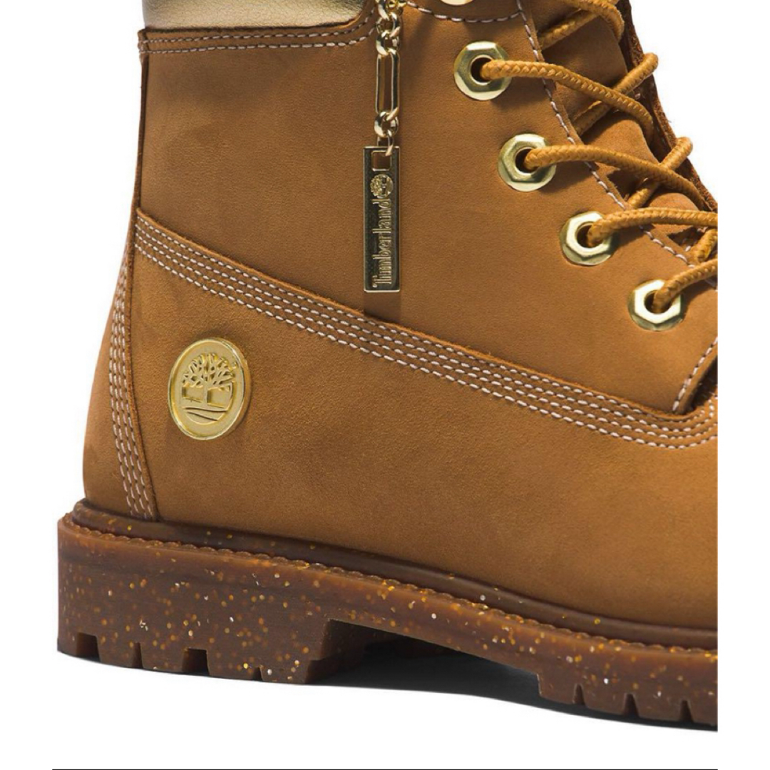 Timberland(ティンバーランド)の送料無料 新品 TIMBERLAND HERITAGE6インチ防水ブーツ25.5 レディースの靴/シューズ(ブーツ)の商品写真