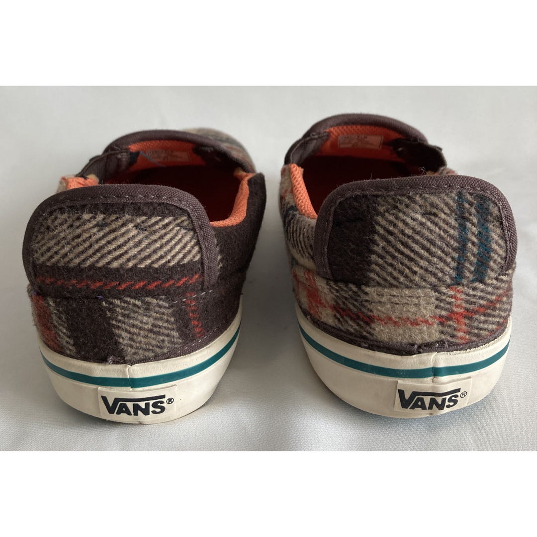 VANS(ヴァンズ)の【美品】VANS22㎝スリッポンスニーカー キッズ/ベビー/マタニティのキッズ靴/シューズ(15cm~)(スリッポン)の商品写真