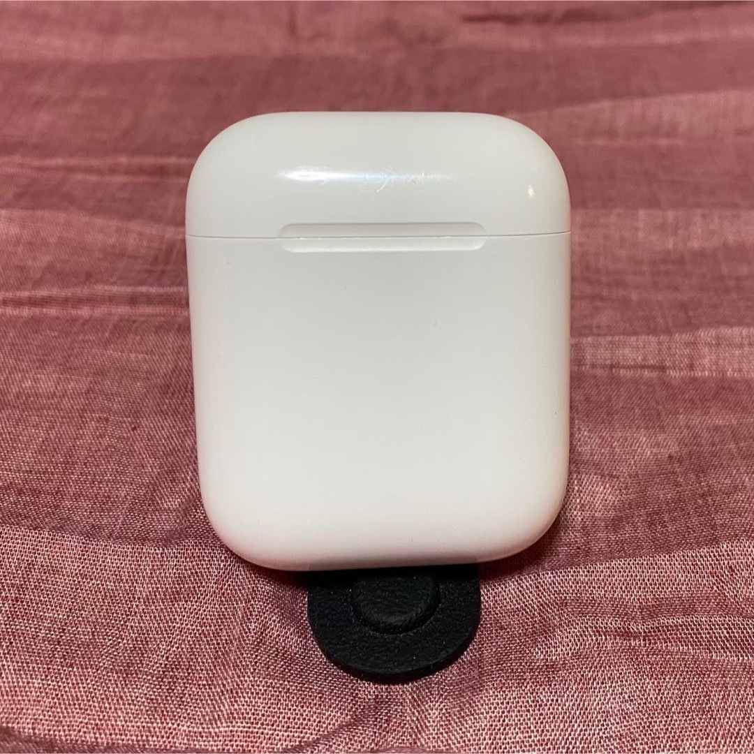 Apple(アップル)のAirPods　第一世代　第1世代　充電ケース　充電器　純正　A1602 スマホ/家電/カメラのオーディオ機器(ヘッドフォン/イヤフォン)の商品写真