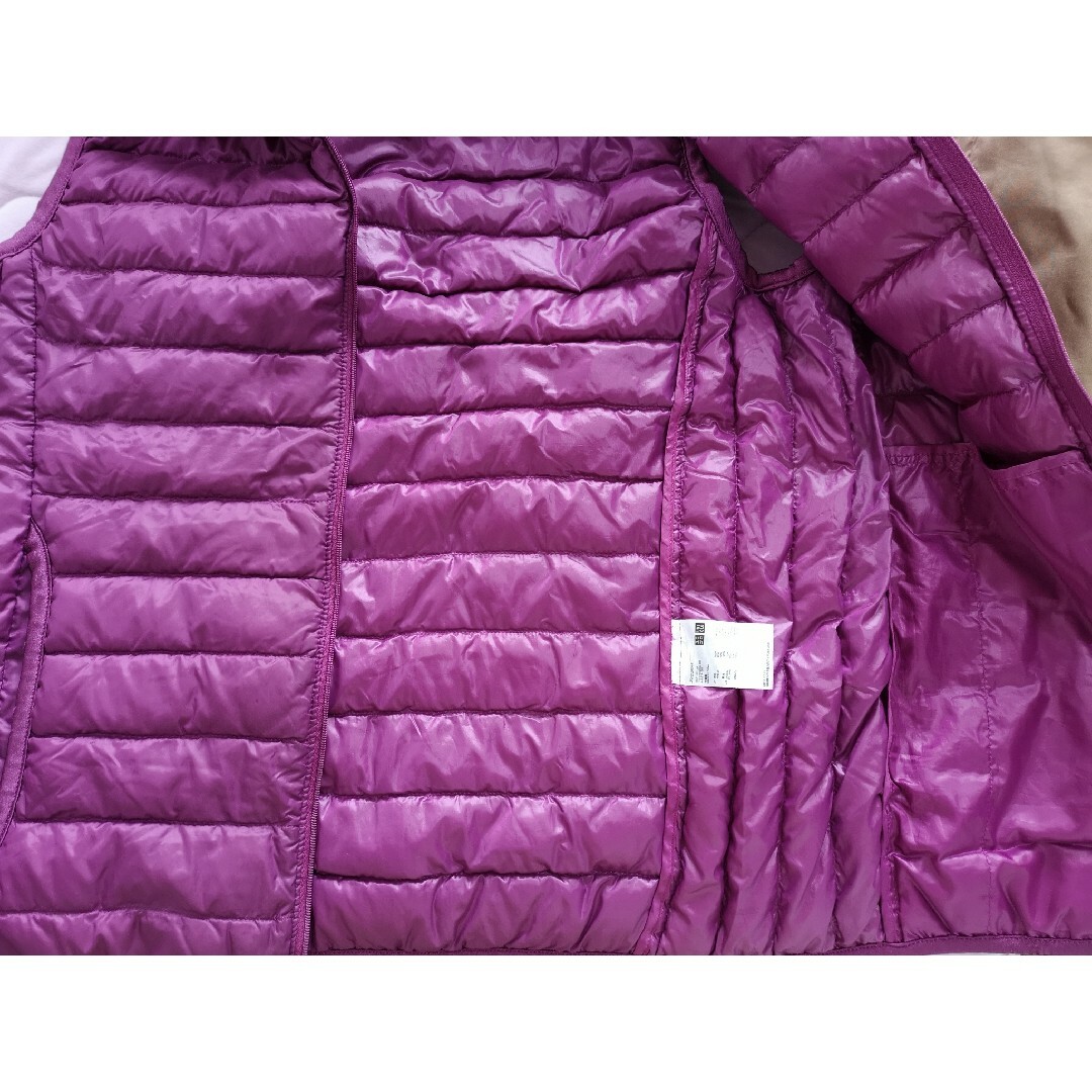 UNIQLO(ユニクロ)のUNIQLOユニクロ　ウルトラライトダウンベスト　紫系　Sサイズ メンズのジャケット/アウター(ダウンベスト)の商品写真