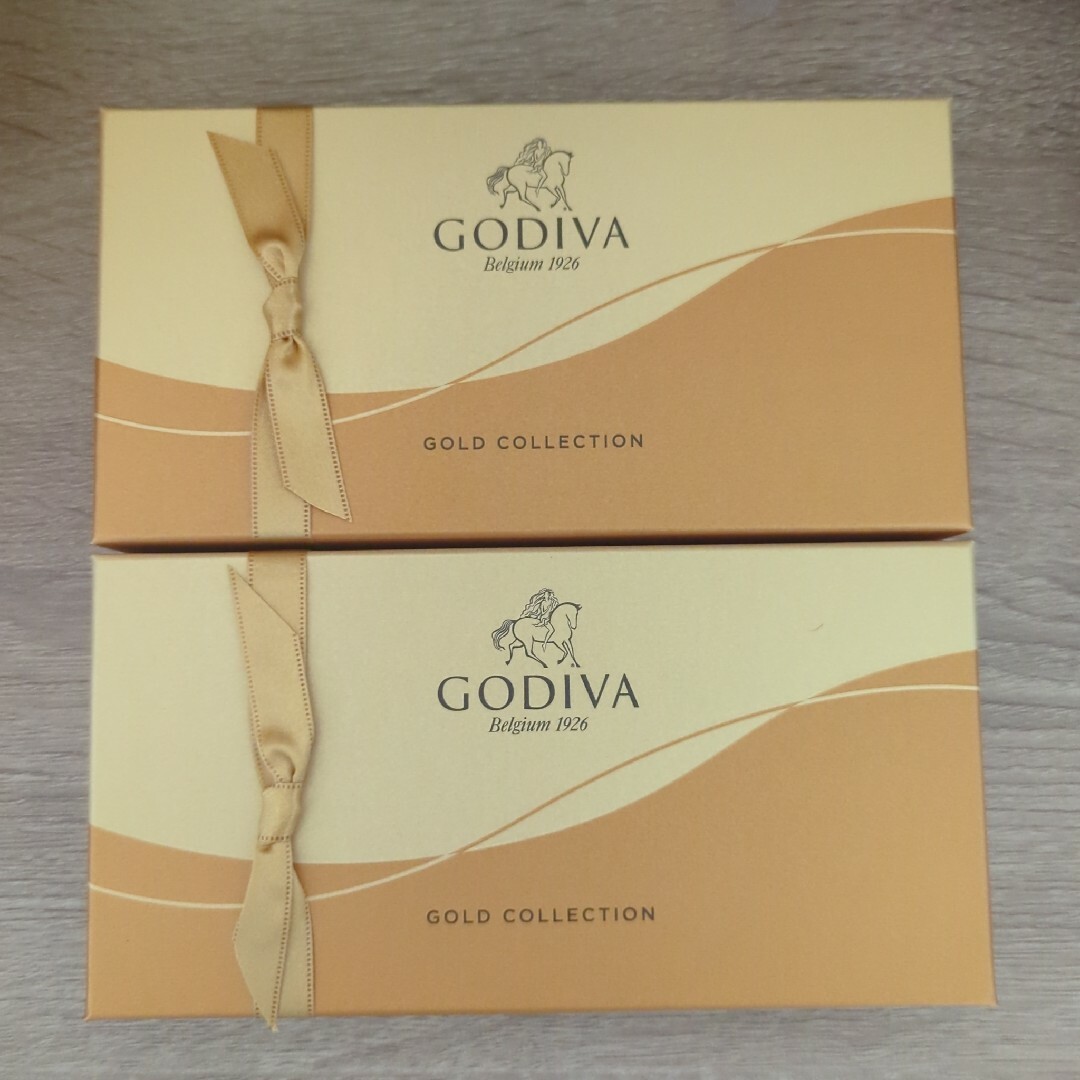 GODIVA(ゴディバ)のゴディバ ゴールドコレクション 8粒入り 2個セット 食品/飲料/酒の食品(菓子/デザート)の商品写真