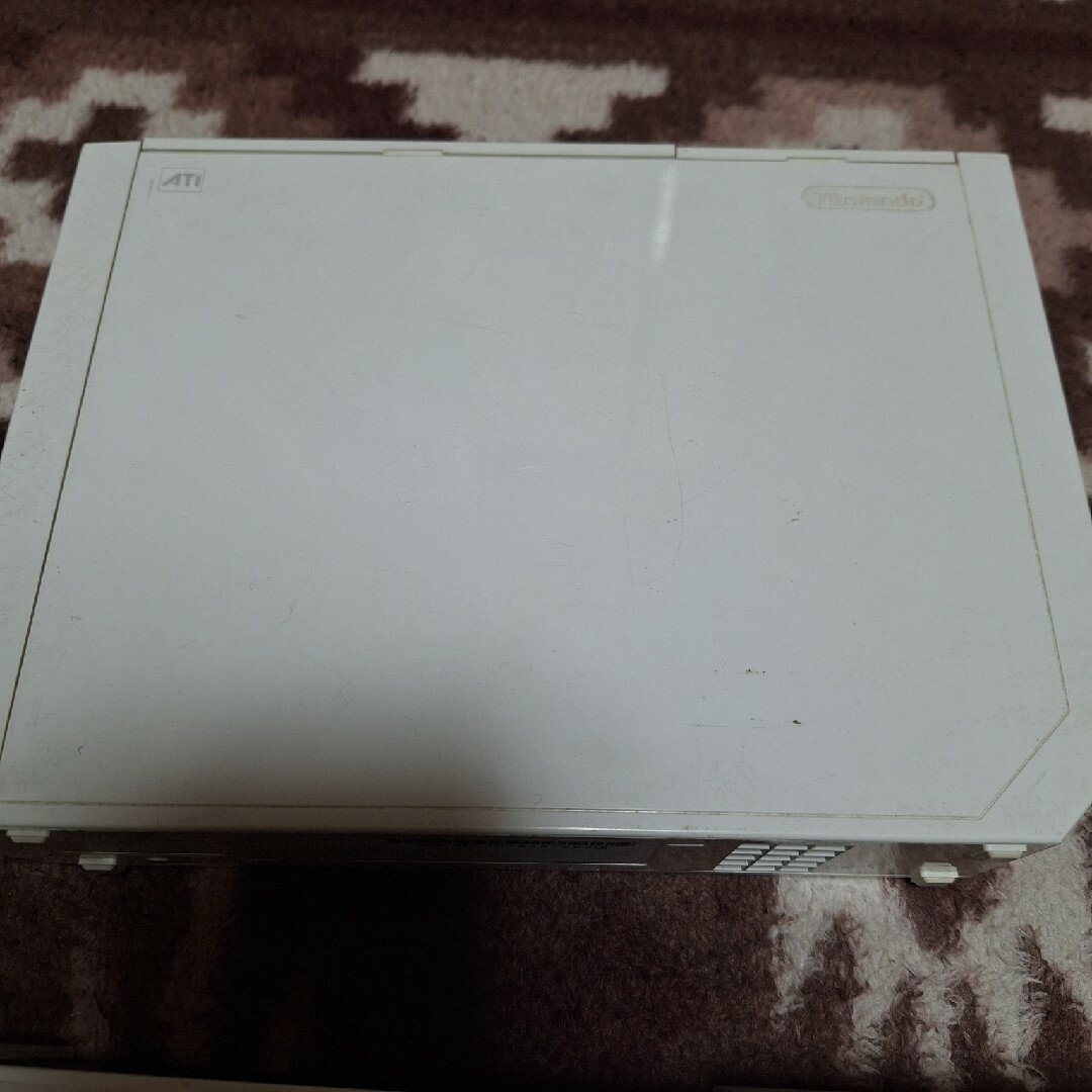 Wii(ウィー)のwii本体2つ　ソフトセット エンタメ/ホビーのゲームソフト/ゲーム機本体(家庭用ゲーム機本体)の商品写真