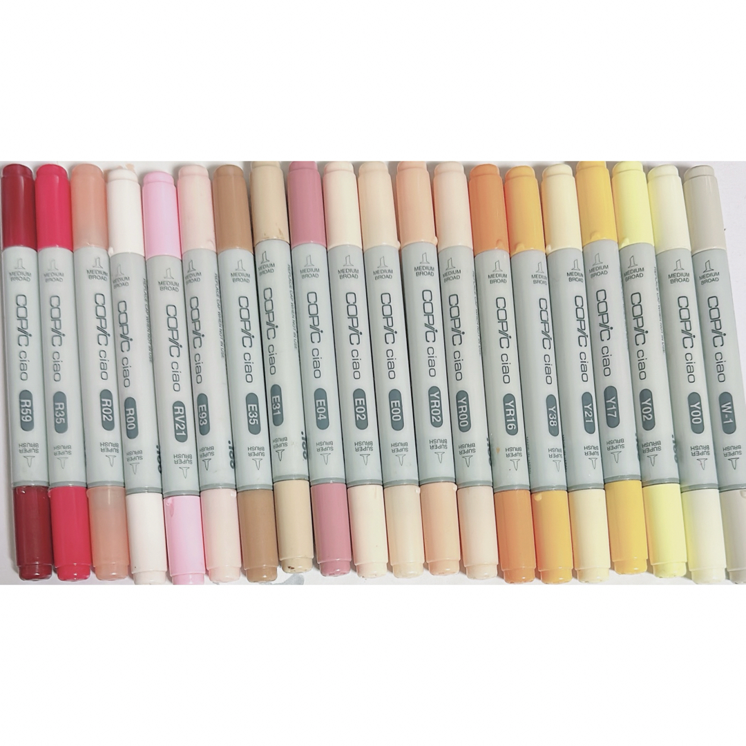 COPIC(コピック)のToo コピックチャオ バラ 38色 中古 インテリア/住まい/日用品の文房具(ペン/マーカー)の商品写真