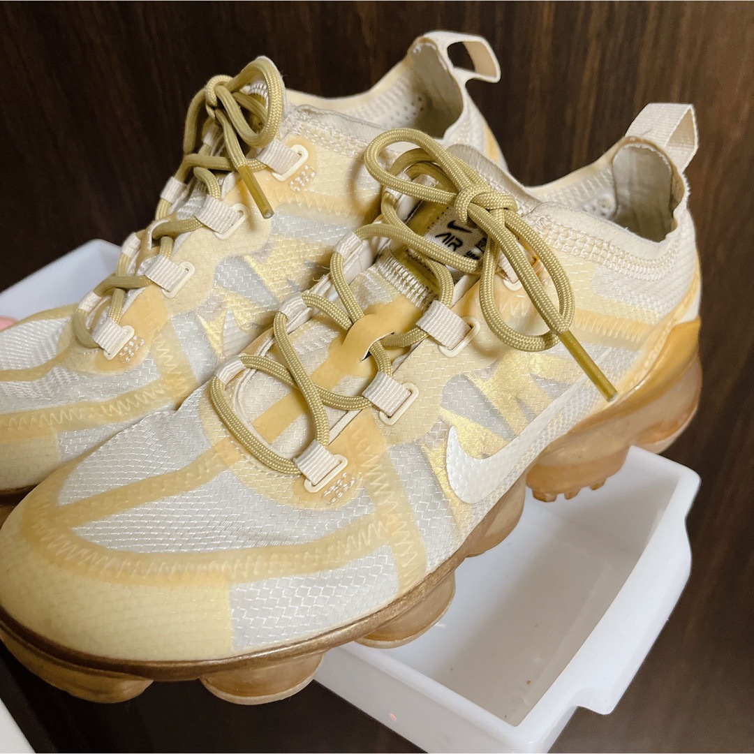 NIKE(ナイキ)の23.5cm    WMNS AIR VAPORMAX 2019 レディースの靴/シューズ(スニーカー)の商品写真