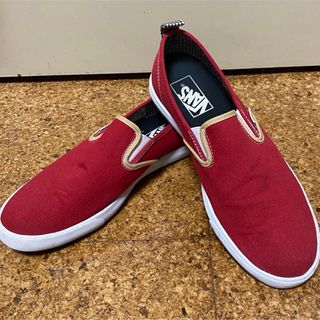 ヴァンズ(VANS)のVANS スニーカー、スリッポン　赤　OLD SKOOL オールドスクール(スニーカー)