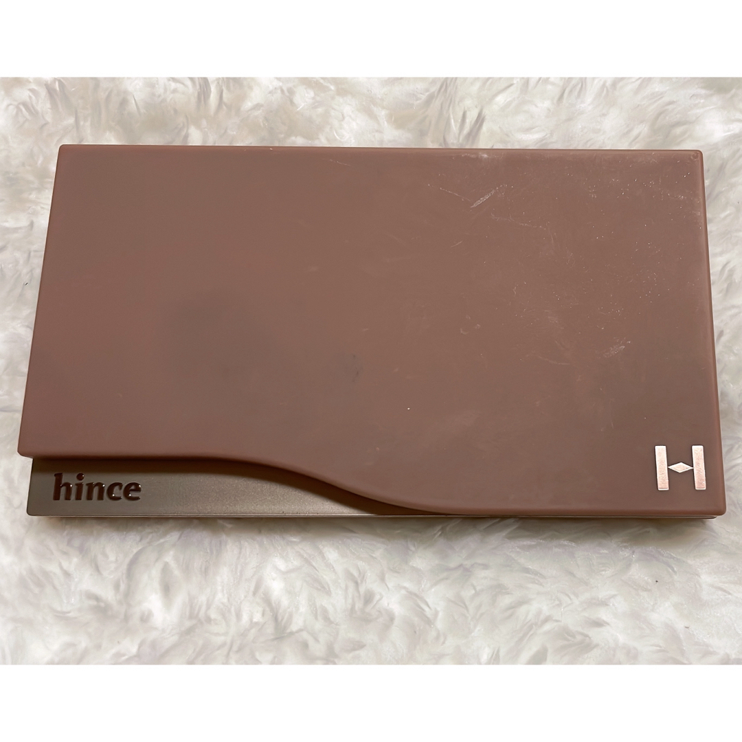 hince(ヒンス)のヒンス　アイシャドウ01 コスメ/美容のベースメイク/化粧品(アイシャドウ)の商品写真