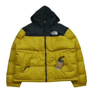 ザノースフェイス(THE NORTH FACE)のTHE NORTH FACE ノースフェイス NF0A3C8D 1996 RETRO NUPTSE レトロ ダウン ジャケット バングラデシュ製 イエロー系 ブラック系 XL【新古品】【未使用】【中古】(ダウンジャケット)