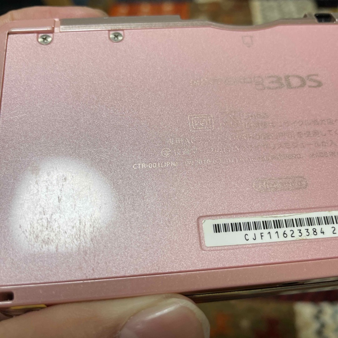 ニンテンドー3DS(ニンテンドー3DS)のニンテンドー3DS ピンク 本体のみ 中古 エンタメ/ホビーのゲームソフト/ゲーム機本体(携帯用ゲーム機本体)の商品写真