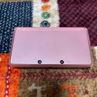 ニンテンドー3DS(ニンテンドー3DS)のニンテンドー3DS ピンク 本体のみ 中古(携帯用ゲーム機本体)