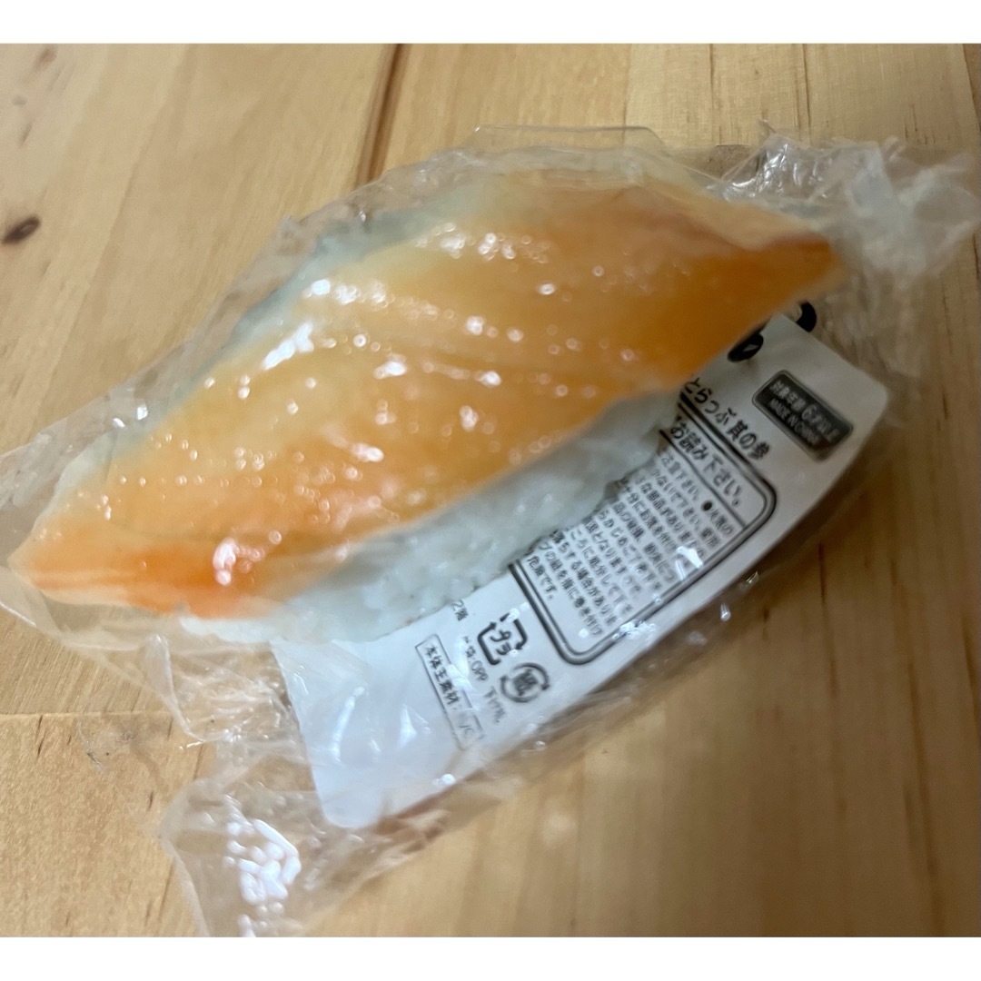 お寿司のストラップ　食品サンプル　リアル寿司　食品サンプルストラップ　5 エンタメ/ホビーのコレクション(その他)の商品写真