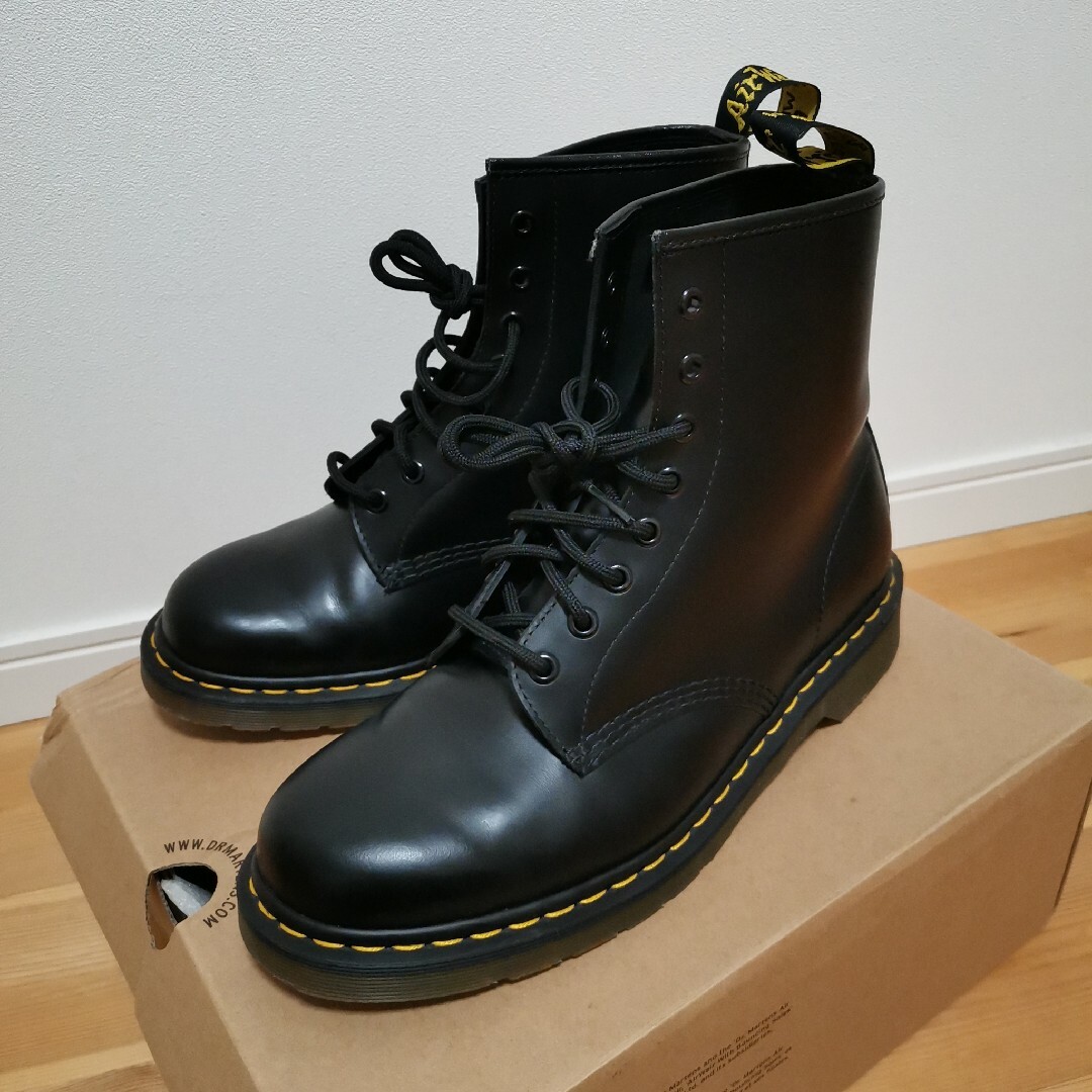 Dr.Martens(ドクターマーチン)の【早い者勝ち値引き】Dr.Martens 1460  8ホールブーツ ブラック メンズの靴/シューズ(ブーツ)の商品写真