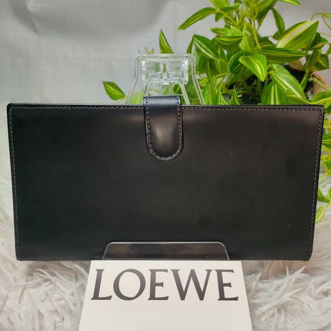 LOEWE(ロエベ)のロエベ 長財布 ブラック 銀金具 LOEWE 財布 黒 フラップ カード小銭入れ レディースのファッション小物(財布)の商品写真