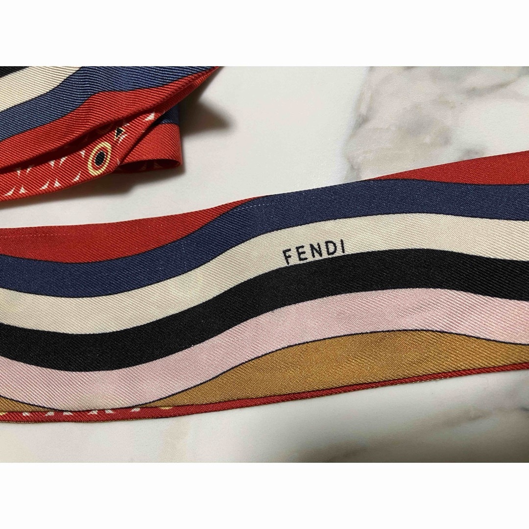 【クリーニング済】FENDI スカーフ ラッピー　2本セット