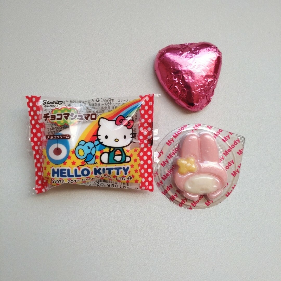 サンリオ - No.52 バレンタイン お菓子ブーケ プチギフト チョコ サンリオ - No.52 バレンタイン お菓子ブーケ プチギフト チョコ