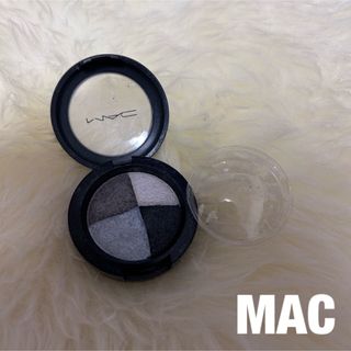 マック(MAC)の化粧品　アイシャドウ　MAC  4色　グレー系　コスメ(アイシャドウ)