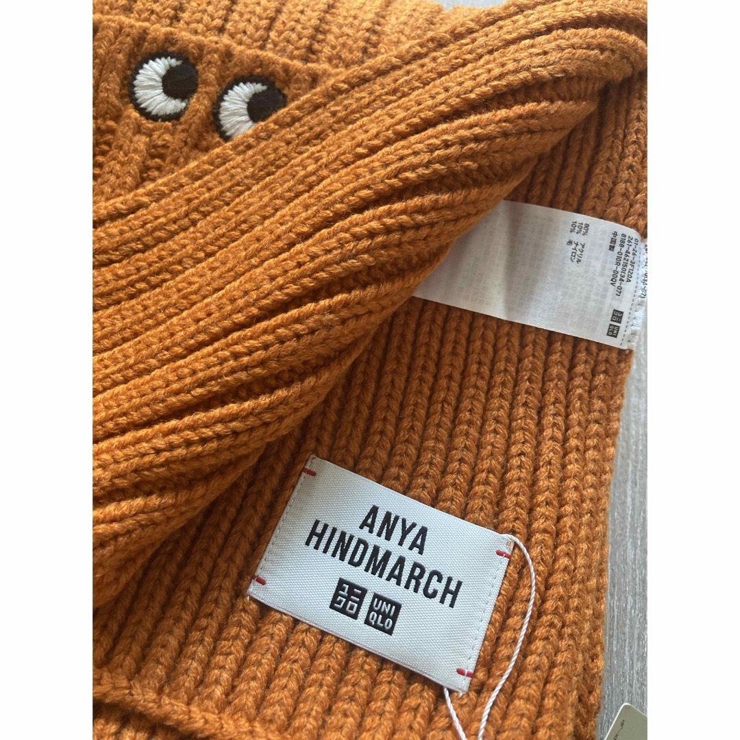 ANYA HINDMARCH(アニヤハインドマーチ)の❤︎新品❤︎アニヤハインドマーチ × ユニクロ❤︎マフラー レディースのファッション小物(マフラー/ショール)の商品写真