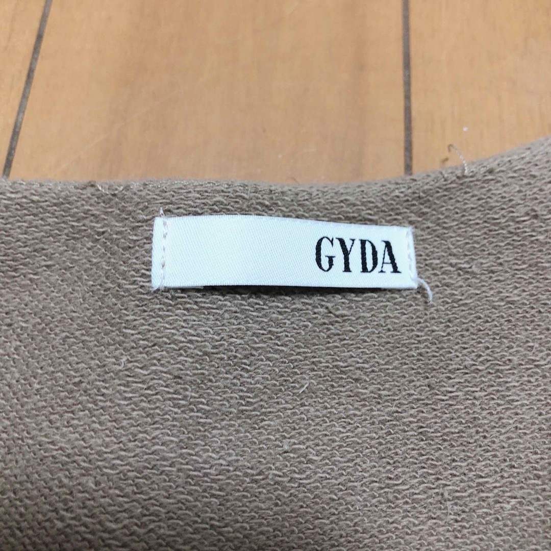 GYDA(ジェイダ)のGYDA ジェイダ Vネックカットスウェットワンピース マスタード Fサイズ レディースのワンピース(ミニワンピース)の商品写真