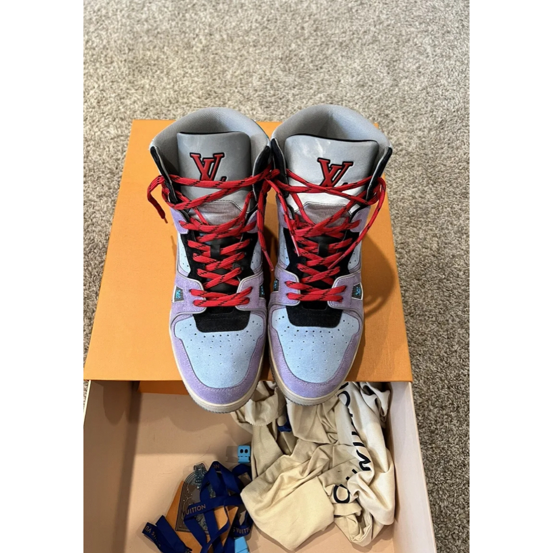 LOUIS VUITTON(ルイヴィトン)のLouis Vuitton Virgil Abloh LV Trainer メンズの靴/シューズ(スニーカー)の商品写真