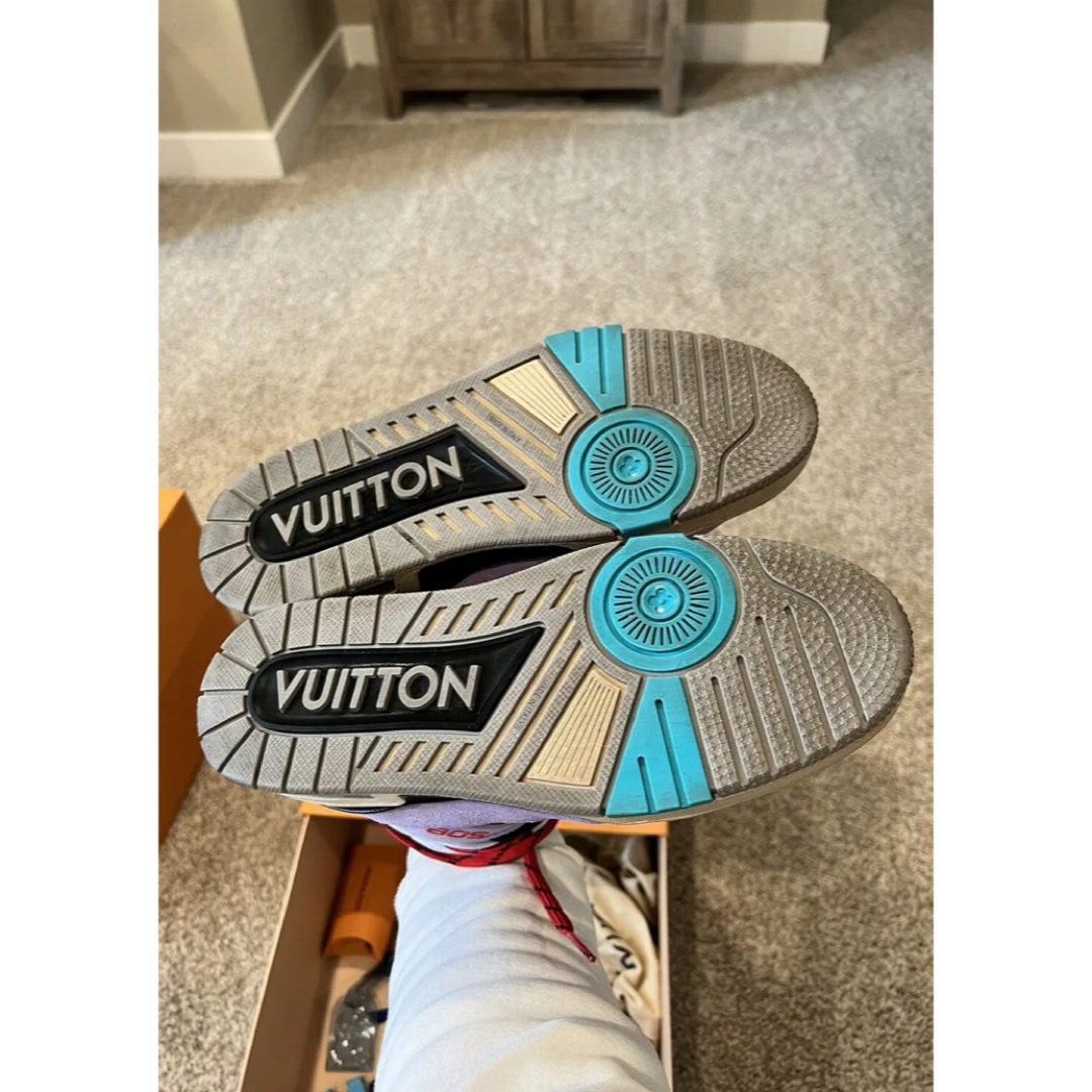 LOUIS VUITTON(ルイヴィトン)のLouis Vuitton Virgil Abloh LV Trainer メンズの靴/シューズ(スニーカー)の商品写真