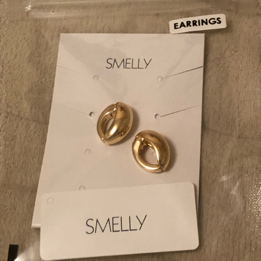 SMELLY(スメリー)のイヤリング　リンス様専用 レディースのアクセサリー(イヤリング)の商品写真