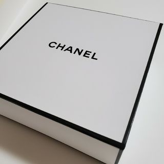 CHANEL - CHANEL シャネル 空箱　プレゼントボックス