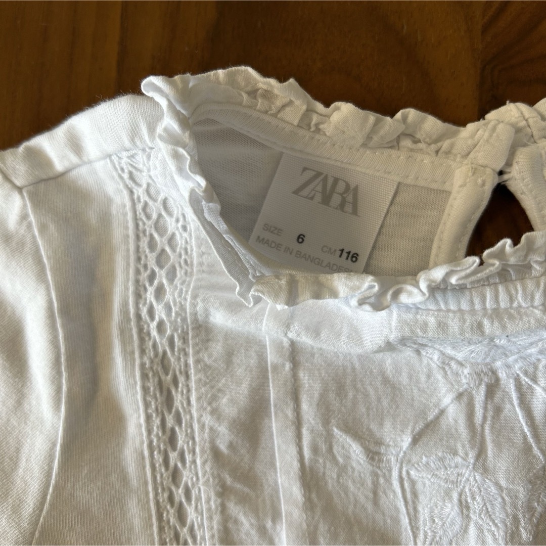 ZARA KIDS(ザラキッズ)のZARA レースカットソー　6years / 116cm キッズ/ベビー/マタニティのキッズ服女の子用(90cm~)(Tシャツ/カットソー)の商品写真