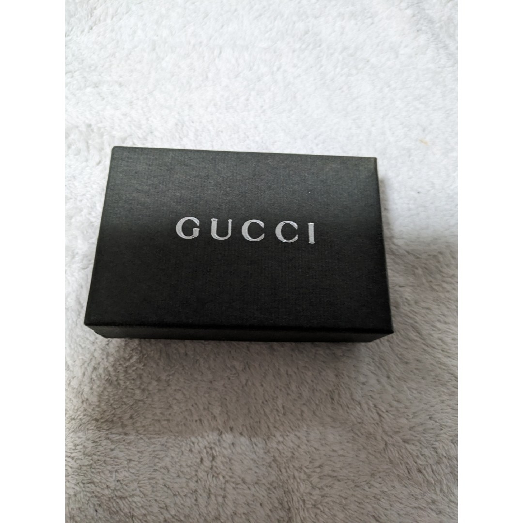 Gucci(グッチ)のGUCCI　空箱　小さめ　グッチ　ブラック　ボックス　BOX レディースのバッグ(ショップ袋)の商品写真