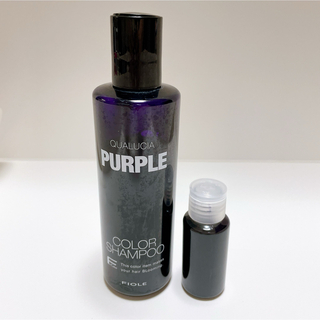 フィヨーレ(FIOLE)のクオルシア　紫シャンプー　パープルシャンプー　40mlボトル(シャンプー)