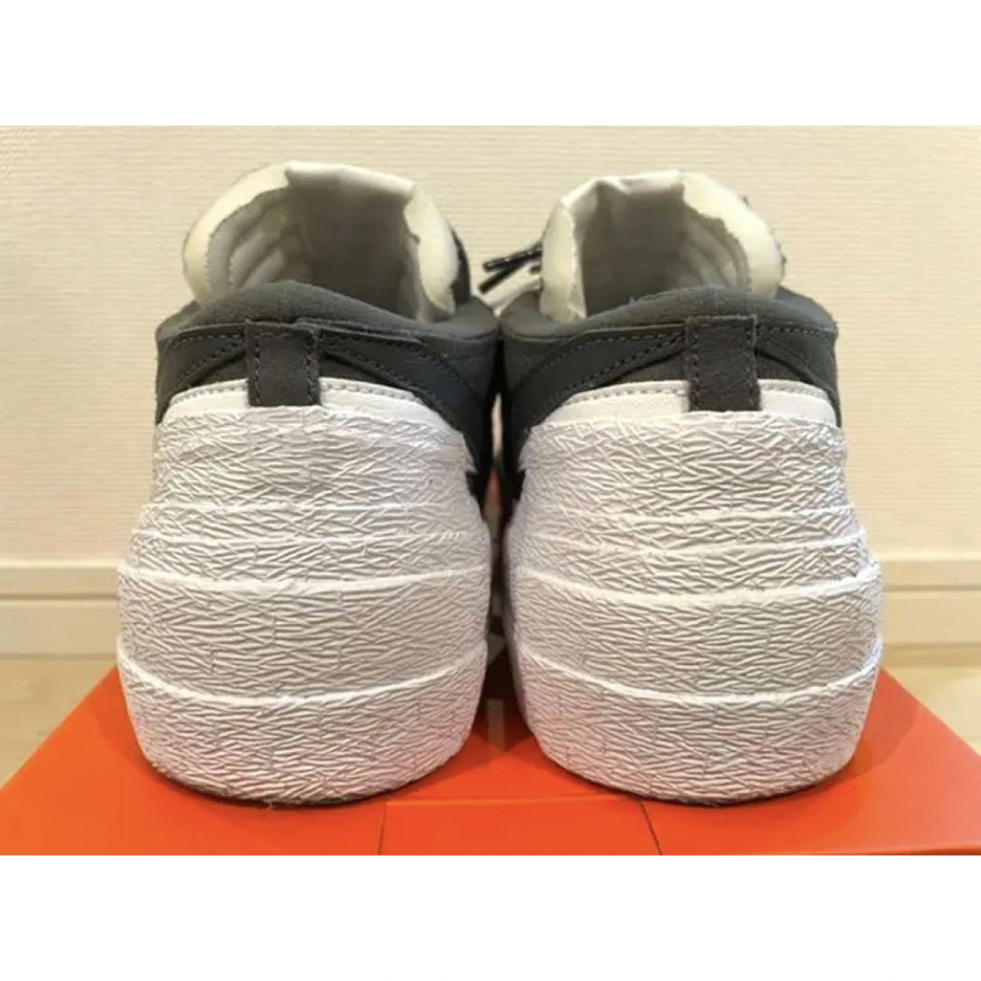 sacai(サカイ)の【美中古】NIKE BLAZER LOW / SACAI メンズの靴/シューズ(スニーカー)の商品写真