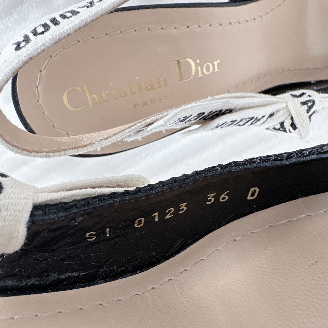 Christian Dior(クリスチャンディオール)のDior ディオール　定番　スリングバック　ハイヒール　パンプス　サンダル　靴 レディースの靴/シューズ(ハイヒール/パンプス)の商品写真