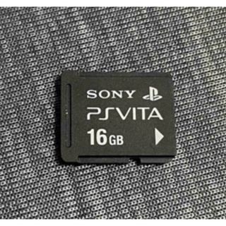 PlayStation VITA メモリーカード　16GB(携帯用ゲーム機本体)