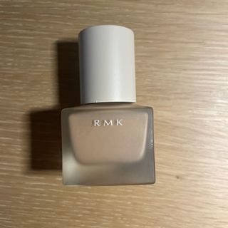 アールエムケー(RMK)のRMK リクイドファンデーション　103(ファンデーション)