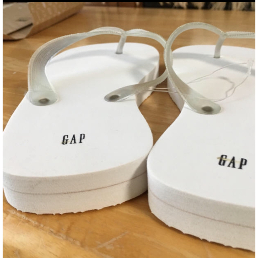 GAP(ギャップ)のGAP ビーチサンダル　ホワイト　メンズ　レディース　厚底 レディースの靴/シューズ(ビーチサンダル)の商品写真