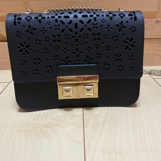 フルラ(Furla)のFURLA チェーンショルダーバッグ(ショルダーバッグ)