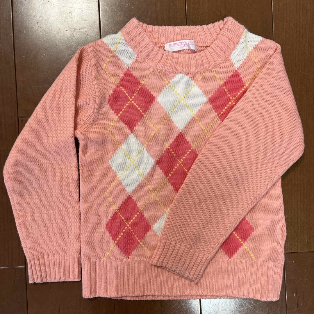 UNIQLO(ユニクロ)のUNIQLOボアベスト&エルフィンドールのセーター　130 キッズ/ベビー/マタニティのキッズ服女の子用(90cm~)(ジャケット/上着)の商品写真