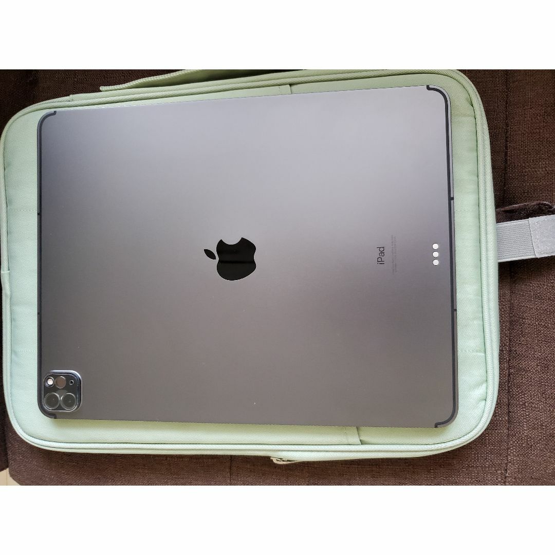 iPad(アイパッド)のiPad pro 12.9 inch 5th Gen 256 GB スマホ/家電/カメラのPC/タブレット(タブレット)の商品写真