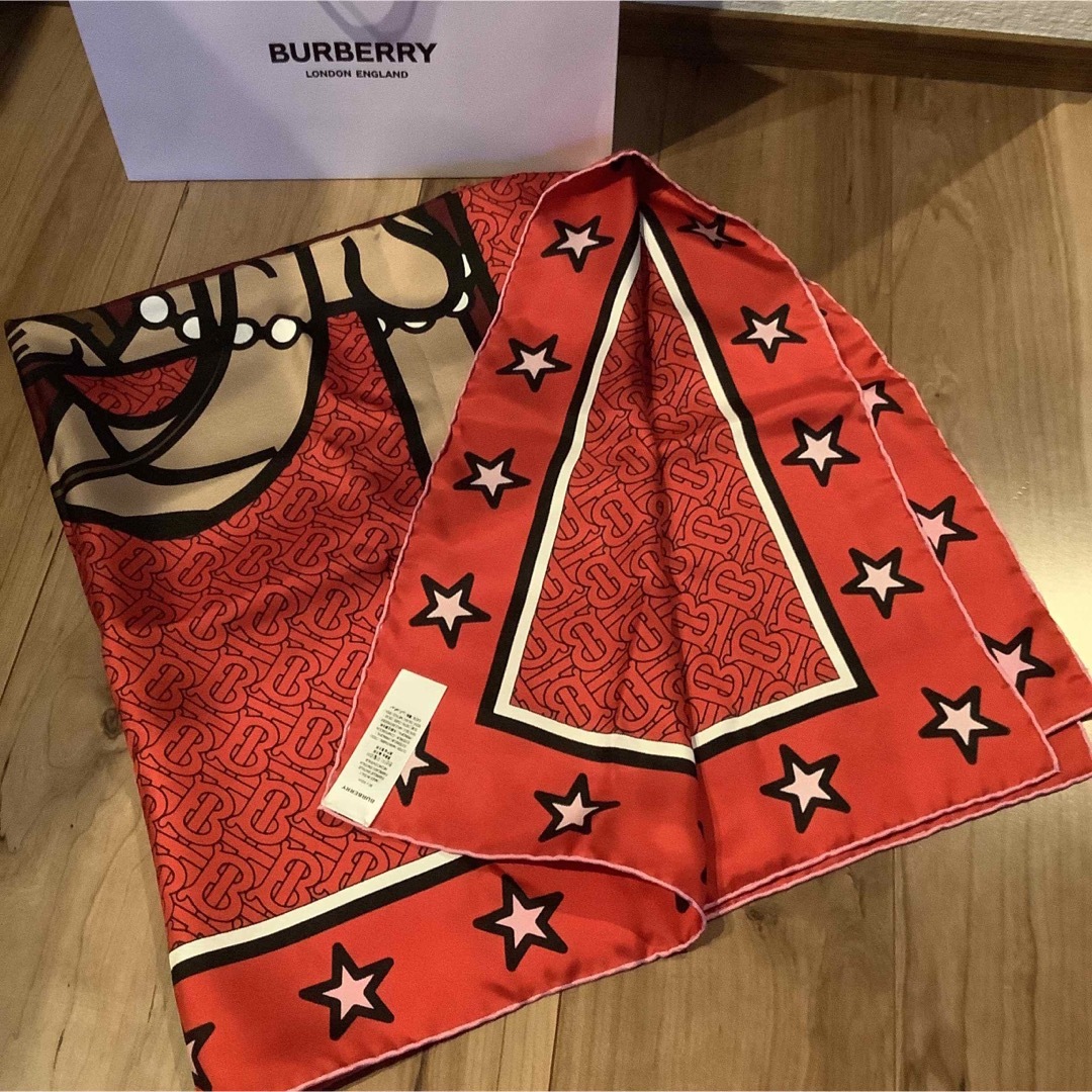 BURBERRY(バーバリー)の新品　バーバリー　ストール　シルク レディースのファッション小物(バンダナ/スカーフ)の商品写真