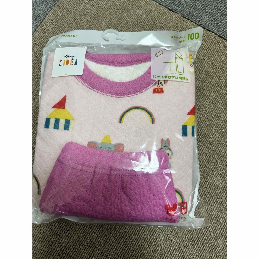 UNIQLO(ユニクロ)の新品　ユニクロ　キルトパジャマ　ディズニー キッズ/ベビー/マタニティのキッズ服女の子用(90cm~)(パジャマ)の商品写真